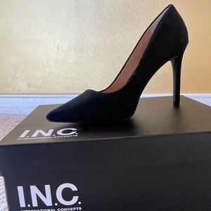 INC International Concepts Black Suede Pointed Toe Pumps